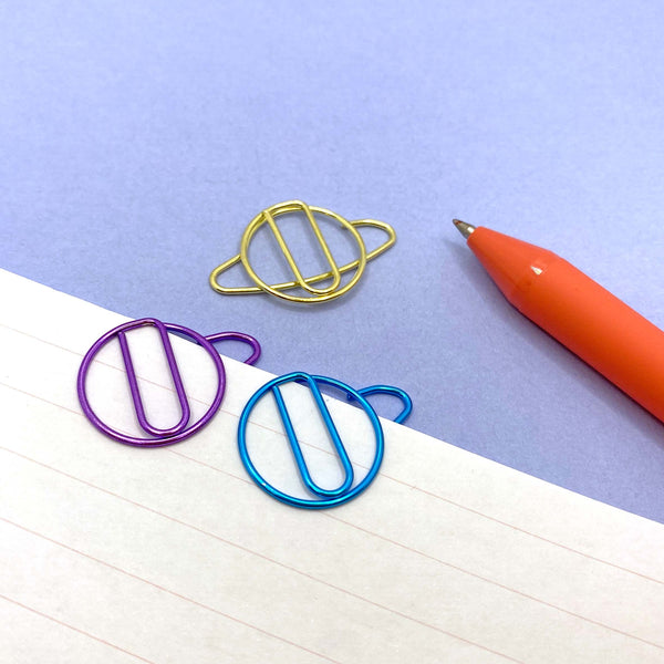 Multi coloured Saturn paper clips